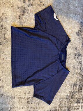 Oiselle Crop t-shirt size 4 navy